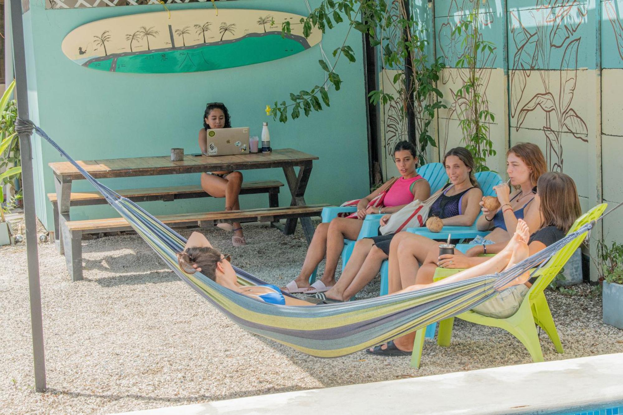 Отель Habitat Surf Glamp Playa Santa Teresa  Экстерьер фото